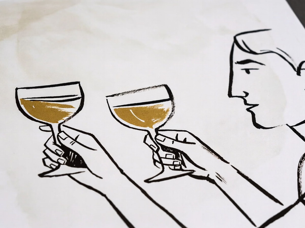 Braço estendendo uma taça, com o mesmo gesto repetido por duas figuras ao fundo